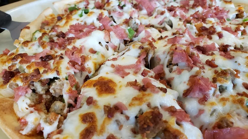 Super Supremo Pizza